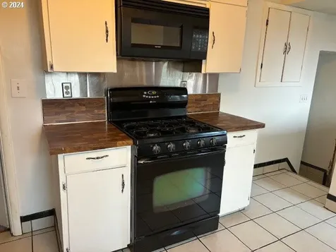 6805 NE 32nd Avenue Portland OR 97211