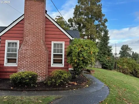 6805 NE 32nd Avenue Portland OR 97211
