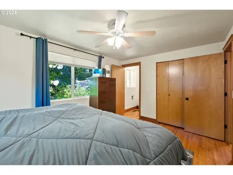 10302 SE Flavel Court Portland OR 97266