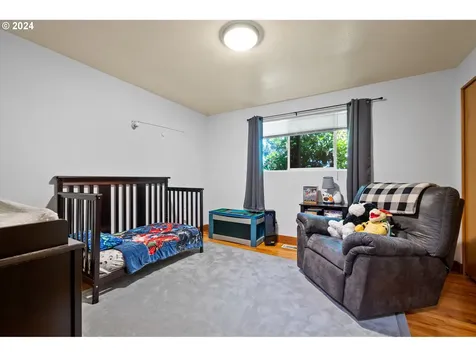 10302 SE Flavel Court Portland OR 97266
