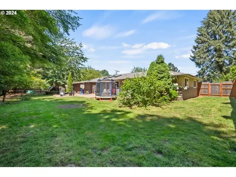 10302 SE Flavel Court Portland OR 97266