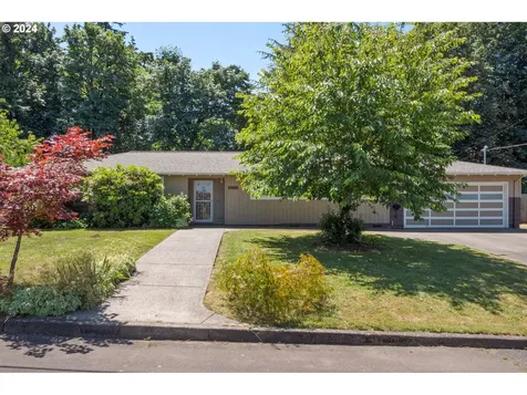 10302 SE Flavel Court Portland OR 97266
