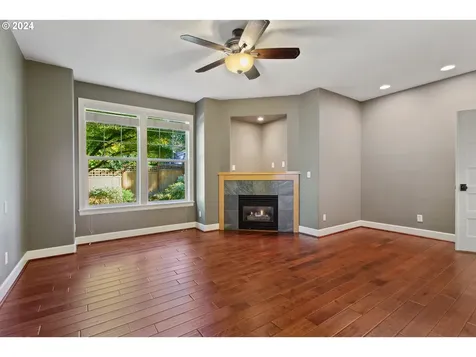 7804 SW Hunt Club Place Portland OR 97219