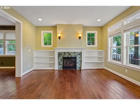 7804 SW Hunt Club Place Portland OR 97219