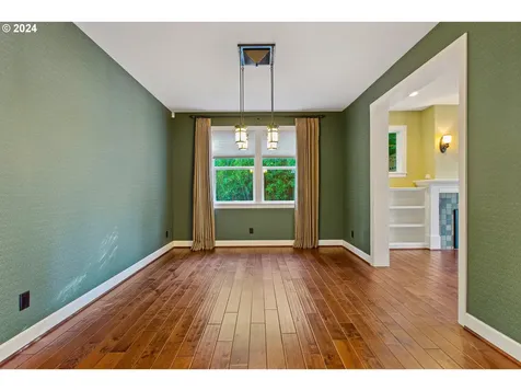 7804 SW Hunt Club Place Portland OR 97219