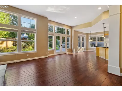 7804 SW Hunt Club Place Portland OR 97219