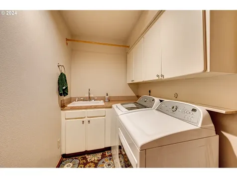 15808 NE 25th Street Vancouver WA 98684