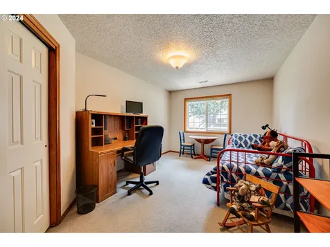 15808 NE 25th Street Vancouver WA 98684