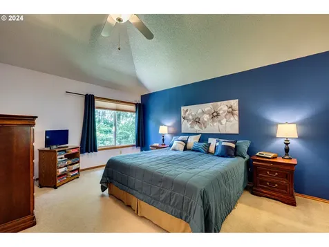 15808 NE 25th Street Vancouver WA 98684
