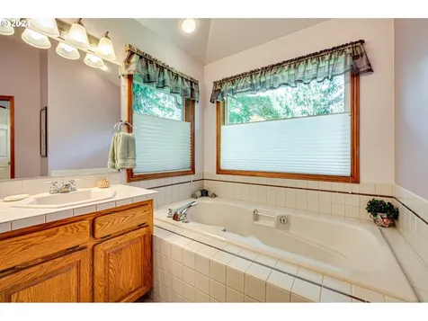 15808 NE 25th Street Vancouver WA 98684