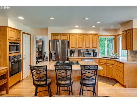 15808 NE 25th Street Vancouver WA 98684
