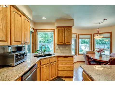 15808 NE 25th Street Vancouver WA 98684