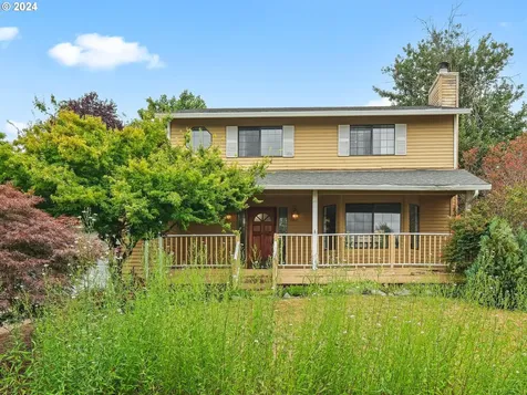 14331 Se Crystal Court Portland OR 97236