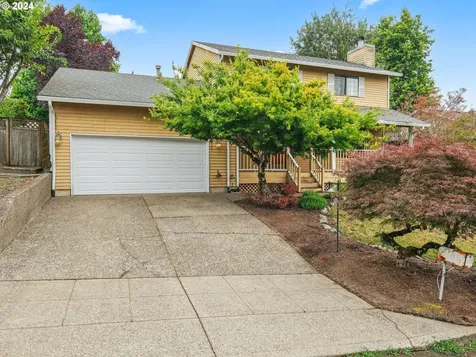 14331 Se Crystal Court Portland OR 97236