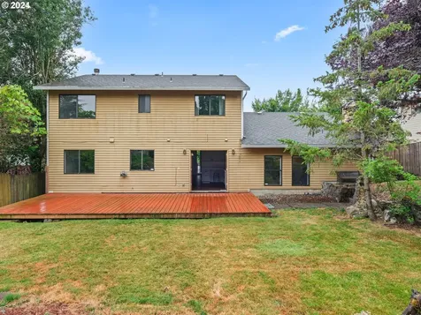 14331 Se Crystal Court Portland OR 97236
