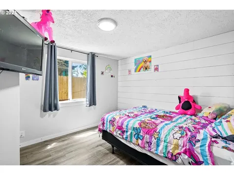 960 Poplar Street Sweet Home OR 97386