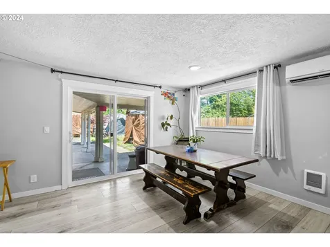 960 Poplar Street Sweet Home OR 97386