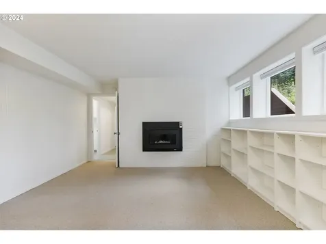 1588 Sw Highland Parkway Portland OR 97221