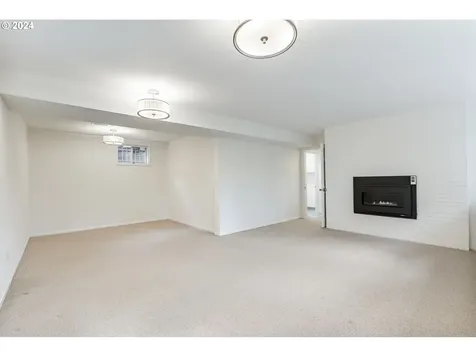 1588 Sw Highland Parkway Portland OR 97221