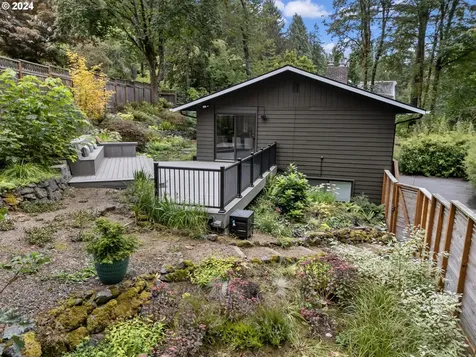 1588 Sw Highland Parkway Portland OR 97221