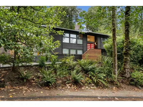 1588 Sw Highland Parkway Portland OR 97221