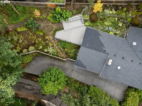 1588 Sw Highland Parkway Portland OR 97221