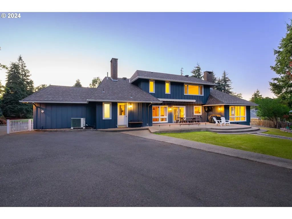 461 Thora Circle Drive Winchester OR 97495