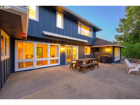 461 Thora Circle Drive Winchester OR 97495