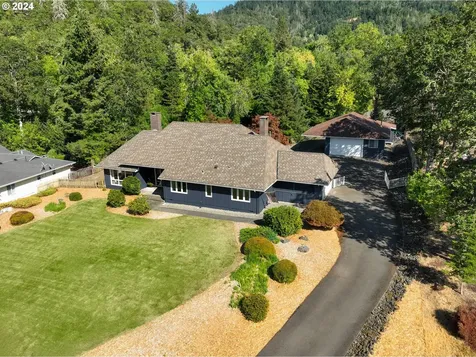 461 Thora Circle Drive Winchester OR 97495