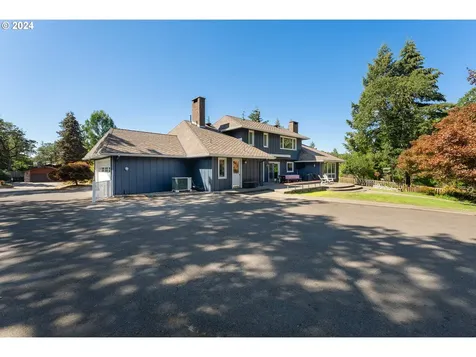 461 Thora Circle Drive Winchester OR 97495