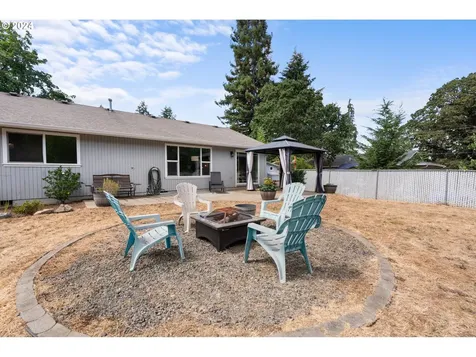 4526 Chaparral Drive SE Salem OR 97302