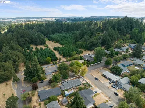 4526 Chaparral Drive SE Salem OR 97302