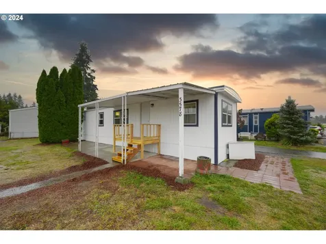 3578 Ash Street Hubbard OR 97032