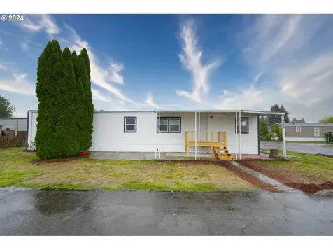 3578 Ash Street Hubbard OR 97032