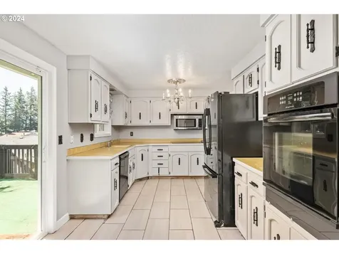 2668 Ne Liberty Avenue Gresham OR 97030