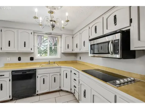 2668 Ne Liberty Avenue Gresham OR 97030