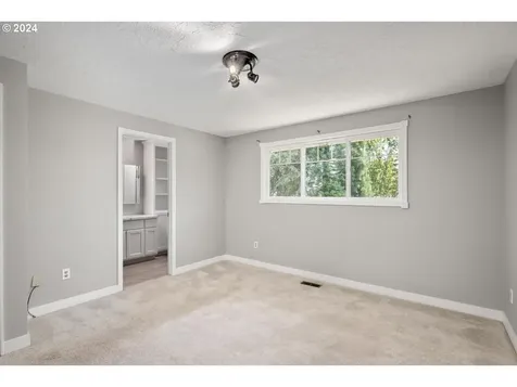 2668 Ne Liberty Avenue Gresham OR 97030