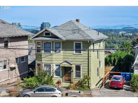 4118 SW View Point Terrace Portland OR 97239