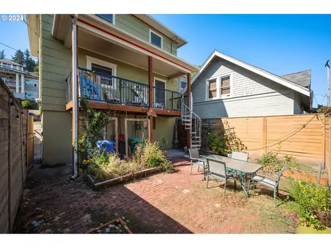 4118 SW View Point Terrace Portland OR 97239