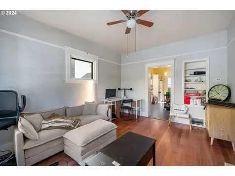 4118 SW View Point Terrace Portland OR 97239