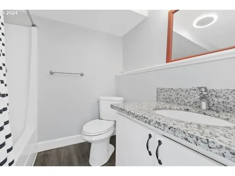 3660 Rocky Creek Avenue Depoe Bay OR 97341