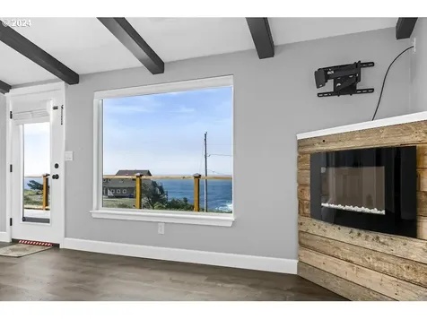 3660 Rocky Creek Avenue Depoe Bay OR 97341