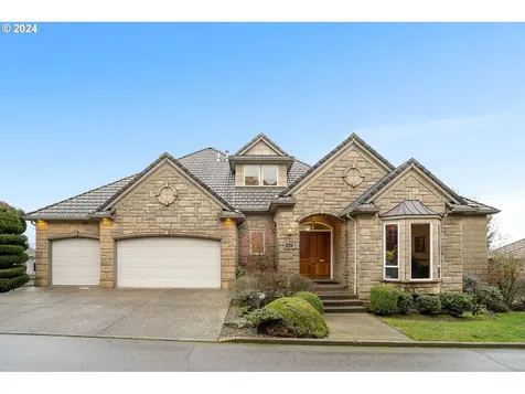 3901 NW Lewis Lane Portland OR 97229