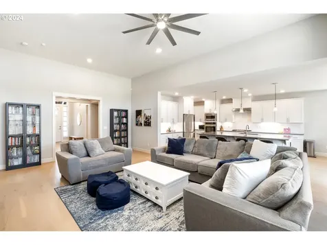 16200 S Bennett Lane Oregon City OR 97045