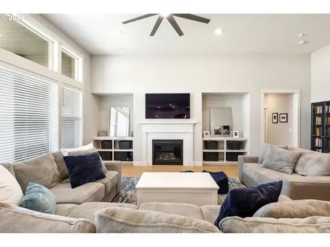 16200 S Bennett Lane Oregon City OR 97045