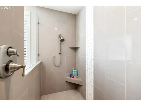 16200 S Bennett Lane Oregon City OR 97045