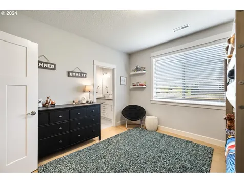 16200 S Bennett Lane Oregon City OR 97045