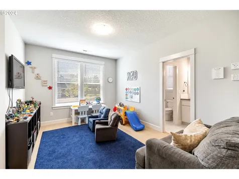 16200 S Bennett Lane Oregon City OR 97045