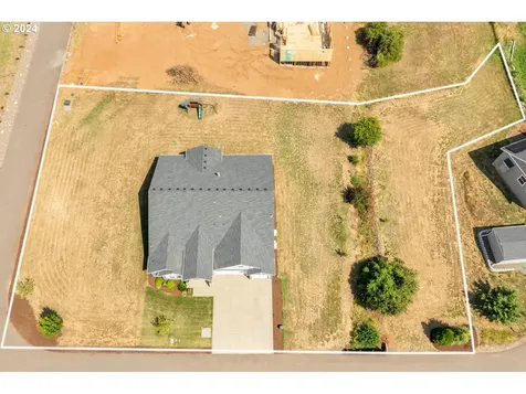 16200 S Bennett Lane Oregon City OR 97045