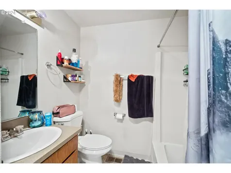 518 Se 132nd Avenue Vancouver WA 98683